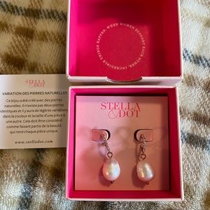 NEW Stella & Dot - Pearl Huggie Earrings